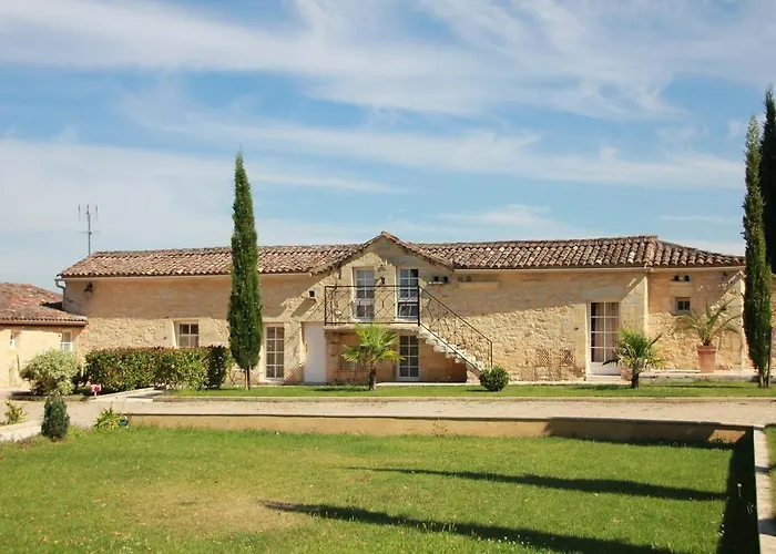 Chateau Isabeau De Naujan Hotel Saint-Vincent-de-Pertignas