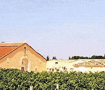 Chateau Isabeau De Naujan Hotel 3*