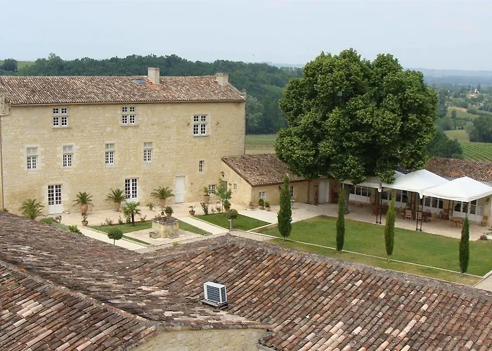 Chateau Isabeau De Naujan Hotel Saint-Vincent-de-Pertignas