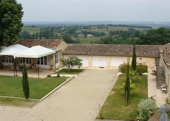 Chateau Isabeau De Naujan Hotel Saint-Vincent-de-Pertignas